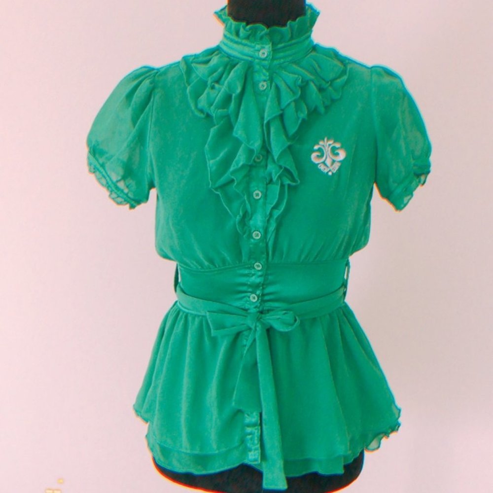 Dereon; Medium, Green
